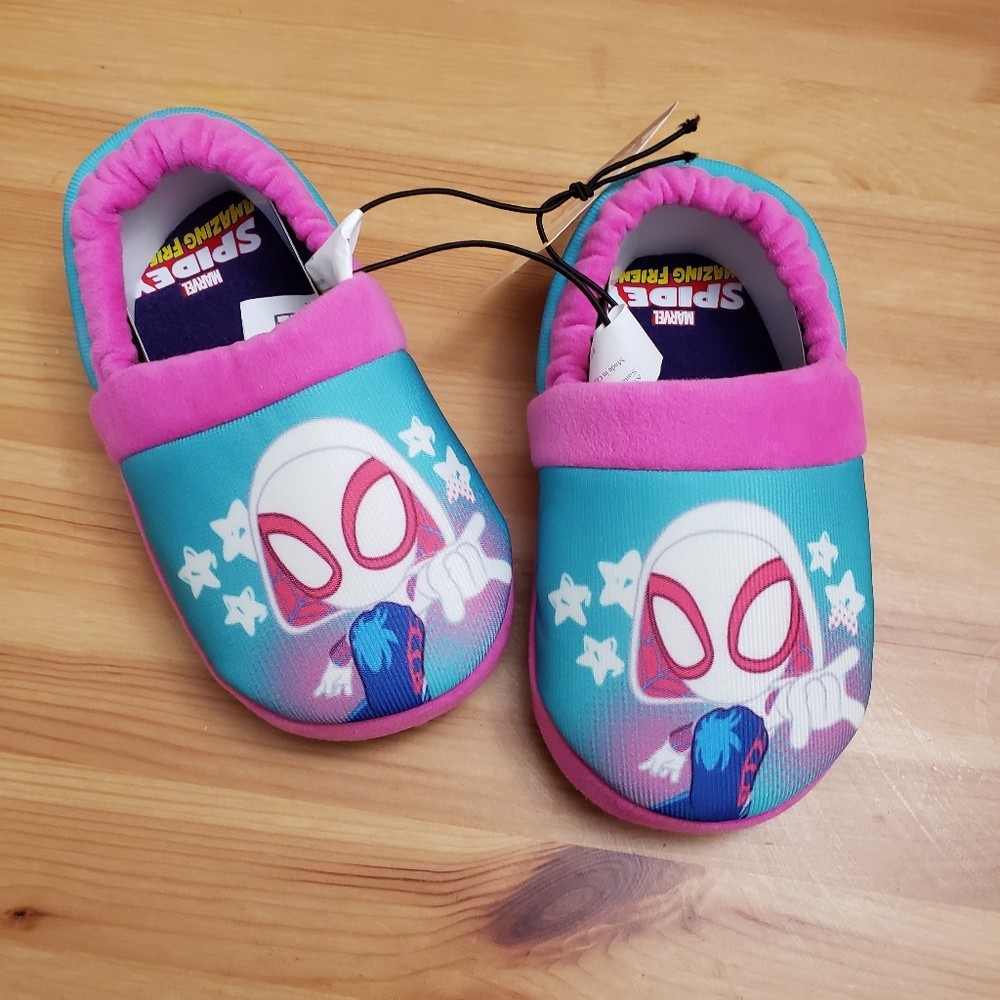 Spider Qwen girls slipper